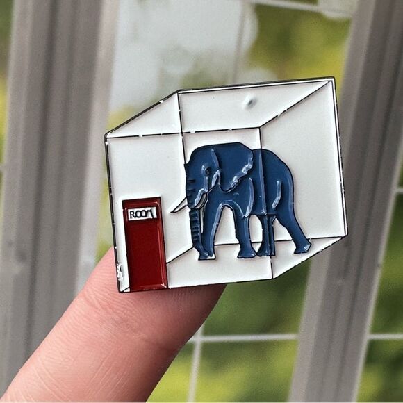 Elephant in the Room Funny Enamel Pin/ Brooch - Picture 1 of 6